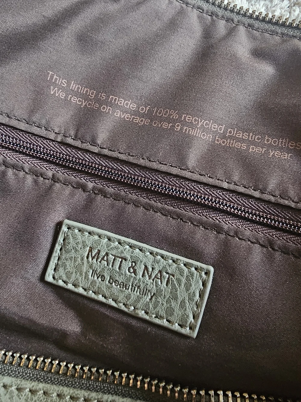 Matt & Nat Vegan Leather Tote Bag - Picture 3 of 9